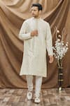 Buy_Vivek Karunakaran_White Raw Silk Embroidered Thread Work Floral Kurta  _at_Aza_Fashions