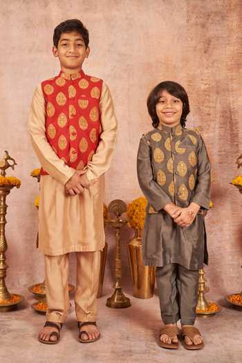 All Boy Couture_Gray Brocade, Cotton, Silk Embroidery Dark Grey Banarasi Floral Bundi Kurta Set _Online_at_Aza_Fashions