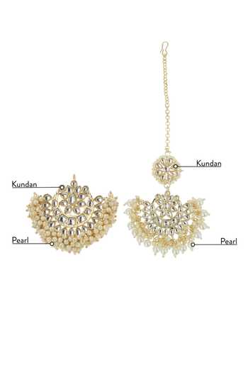 Ishhaara_Gold Plated Kundan Studded Maangtikka Set _Online_at_Aza_Fashions
