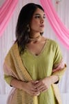 Shorshe Clothing_Green Handloom Tissue Plain V Neck Anu Kurta And Pant Set _Online_at_Aza_Fashions