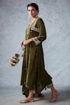 Buy_Ajiesh Oberoi_Green Velvet Embroidery Aari And Sequin V Neck Aliya Kurta Pant Set _at_Aza_Fashions