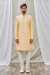 Aryavir Malhotra_Peach Art Banarasi Silk Embroidered Floral Sherwani Set _Online_at_Aza_Fashions