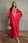 Buy_JAYANTI REDDY_Red Dupion Silk Embroidered Floral Loop Neck Kaftan And Palazzo Set  _at_Aza_Fashions