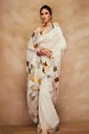 Buy_Gulabo by Abu Sandeep_White 100% Pure Jamdani Chanderi Silk Saree With Unstitched Blouse Piece_Online_at_Aza_Fashions