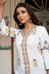 Maison Shefali_White Cotton Floral Print, Gota Work V Neck Chaand Sahar Kurta Set _at_Aza_Fashions