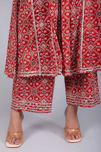 Shop_Pomcha Jaipur_Red Cotton Gota Patti V-neck Vanya Printed Kurta And Pant Set _Online_at_Aza_Fashions