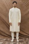 Buy Aham-Vayam Cream Cotton Mughal Jaali Pattern Kurta Set Online at Aza Fashions Buy_Aham-Vayam_Cream Cotton Mughal Jaali Pattern Kurta Set _Online_at_Aza_Fashions