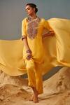 Buy_Samatvam By Anjali Bhaskar_Yellow Blended Georgette Satin Mirror, Bandhani Round Print Kurta Set_at_Aza_Fashions