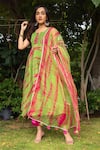 Buy_Pomcha Jaipur_Green Organza Notched Tie Dye Anarkali Set _at_Aza_Fashions