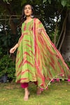 Buy_Pomcha Jaipur_Green Organza Notched Tie Dye Anarkali Set _Online_at_Aza_Fashions