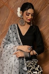 Buy_POMCHA JAIPUR_Black Top Plain V Neck Cotton Silk Kurta Set _Online_at_Aza_Fashions