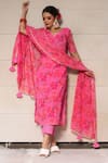 Buy_POMCHA JAIPUR_Pink Chinnon Chiffon And Cotton Floral Leaf Neck Kurta Pant Set _at_Aza_Fashions