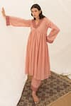 Avaasya Jaipur_Pink Kurta- Mul , Pants- Floral V Neck Embroidered Anarkali And Set _Online_at_Aza_Fashions