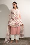 Buy_Avaasya Jaipur_Peach Kurta Moonga Silkpants And Dupatta Muslin Silk Print Ombre Set  _at_Aza_Fashions