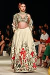 Buy_Varun Bahl_White Raw Silk Embroidered Floral V Neck Bridal Lehenga Set _at_Aza_Fashions