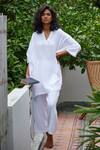 Buy_Kharakapas_White Cotton Plain V Neck Tunic And Pant Set _at_Aza_Fashions