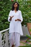 Kharakapas_White Cotton Plain V Neck Tunic And Pant Set _Online_at_Aza_Fashions