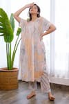 Buy_Pheeta_Grey Cotton Marble Print V Neck Tunic And Pant Set_at_Aza_Fashions