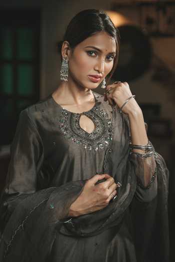 Buy_Rhua_Black Dupatta Organza, Kurta Chanderi, Pant Cotton Silk Embroidered Set _Online_at_Aza_Fashions