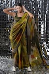 Buy_Yavi_Green Cotton Tissue Printed Abstract Saree  _Online_at_Aza_Fashions