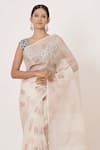 AHARIN INDIA_Ivory Pure Jamdani Lining Cotton And Shantoon Embroidery Saree With Blouse _Online_at_Aza_Fashions