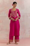 Buy_TIC_Fuchsia Raw Silk Embellishment Gota Work Square V Neck Rooh Kurta _at_Aza_Fashions