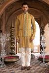 Buy_Chhavvi Aggarwal_Yellow Crepe Printed Geometric Bundi And Kurta Set _at_Aza_Fashions