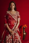 Aangan by Parul_Red Raw Silk Embroidered Floral Scoop Neck Bridal Lehenga Set _Online_at_Aza_Fashions