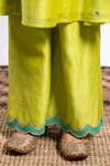 Boteh_Green Chanderi Silk Embroidery Floral Kurta Set _Online_at_Aza_Fashions