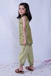 Shop_Pankhuri By Priyanka_Green Chanderi Embroidery Floral Print Kurta And Harem Pant Set _at_Aza_Fashions