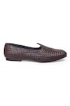 Buy_Domani_Brown Solid Textured Leather Juttis _Online_at_Aza_Fashions