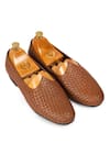 Buy_Domani_Brown Solid Handcrafted Textured Leather Juttis _at_Aza_Fashions