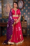 Buy_Abbaran_Pink Cotton Silk And Embroidery Foil V Neck Lehenga Set _at_Aza_Fashions