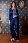 Buy_Abbaran_Blue Viscose Velvet Woven Floral Motifs Notched Straight Kurta Pant Set _at_Aza_Fashions