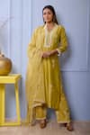 Buy_Abbaran_Green Kurta And Dupatta Chanderipalazzo- Cotton Satin Foil Chanderi Palazzo Set _at_Aza_Fashions