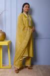 Abbaran_Green Kurta And Dupatta Chanderipalazzo- Cotton Satin Foil Chanderi Palazzo Set _Online_at_Aza_Fashions
