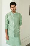 Contrast By Parth_Green Pure Silk Floral Embroidered Bundi And Kurta Set _Online_at_Aza_Fashions