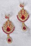 Samyukta Singhania_Gold Plated Stones Cutwork Studded Necklace Set_at_Aza_Fashions