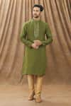 Arihant Rai Sinha_Green Kurta Art Silk Embroidered Floral Mandarin Collar Set _Online_at_Aza_Fashions