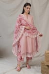 Naaz By Noor_Pink Cotton, Organza, Chanderi Plain Notched Kurta Set With Printed Dupatta _Online_at_Aza_Fashions