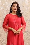 Buy_Naaz By Noor_Red Cotton, Organza, Chanderi Plain Round Neck Kurta Set _Online_at_Aza_Fashions