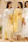 Naaz By Noor_Yellow Cotton, Organza, Chanderi Plain Round Ombre Kurta Set _Online_at_Aza_Fashions