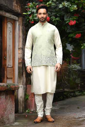 Priyanka Haralalka_Green Cotton Blend, Ruby Silk Geometric Floral Embroidered Bundi And Kurta Set _Online_at_Aza_Fashions