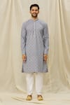 Aryavir Malhotra_Grey Art Silk Printed Geometric Pattern Kurta _Online_at_Aza_Fashions