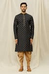 Arihant Rai Sinha_Black Handloom Cotton Digital Print Straight Kurta _Online_at_Aza_Fashions