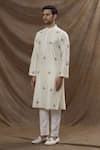 Shop_The Men's Kompany_White Chanderi Silk Embroidered Thread Kurta _Online_at_Aza_Fashions