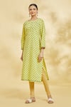 Buy_Naintara Bajaj_Yellow Flower Motif Print Kurta With Leggings _Online_at_Aza_Fashions