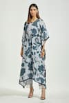 Buy_Anantaa by Roohi_Grey Bemberg Modal Print Flower Vine V Neck Kaftan With Pant _at_Aza_Fashions