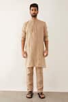 Son Of A Noble Snob_Beige 100% Linen Cord Textured Stela Kurta_Online_at_Aza_Fashions