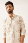 Shop_Son Of A Noble Snob_Ivory Linen Halles Catchfly Printed Kurta_Online_at_Aza_Fashions